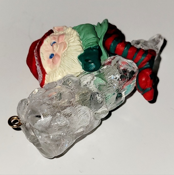 Hallmark 'Keep on Glowin' Holiday Elf Vintage Lighted Icicle❄Christmas Ornament - Picture 2 of 4